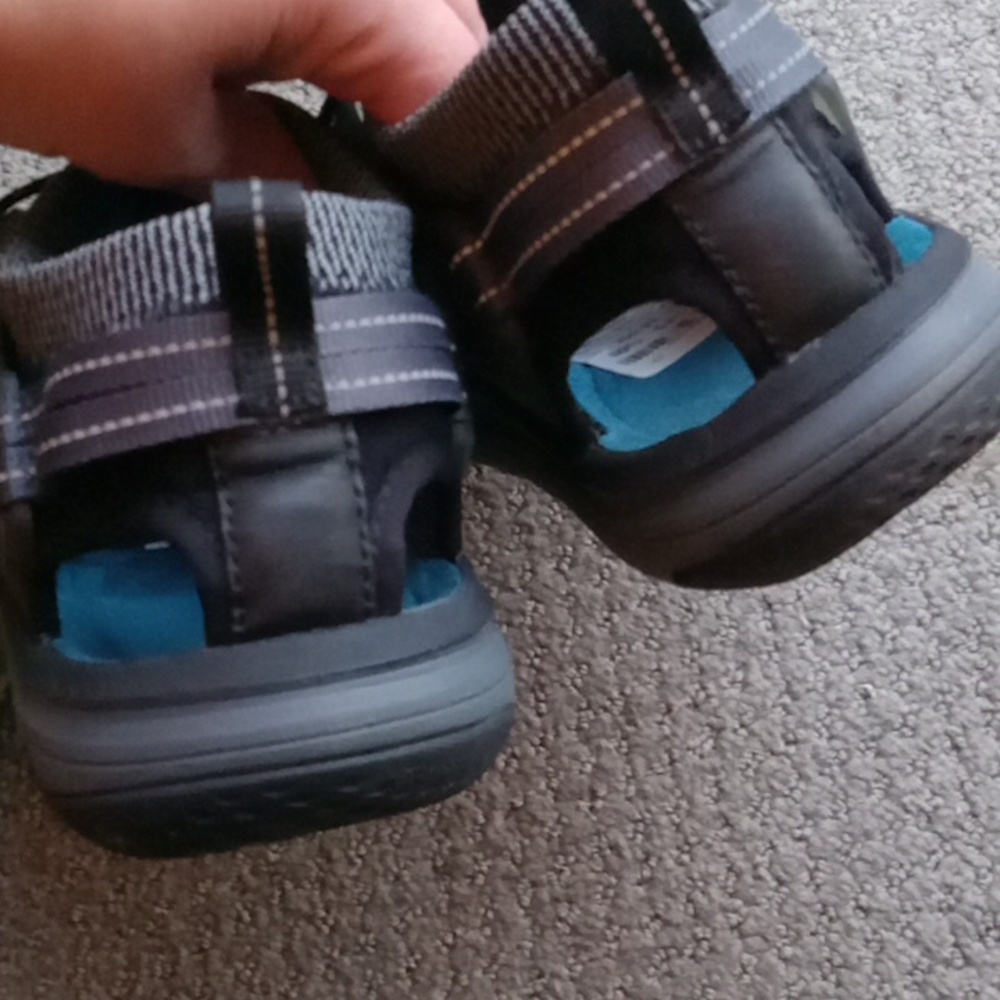 Teva Hiking Sandal - Picture 7 of 10